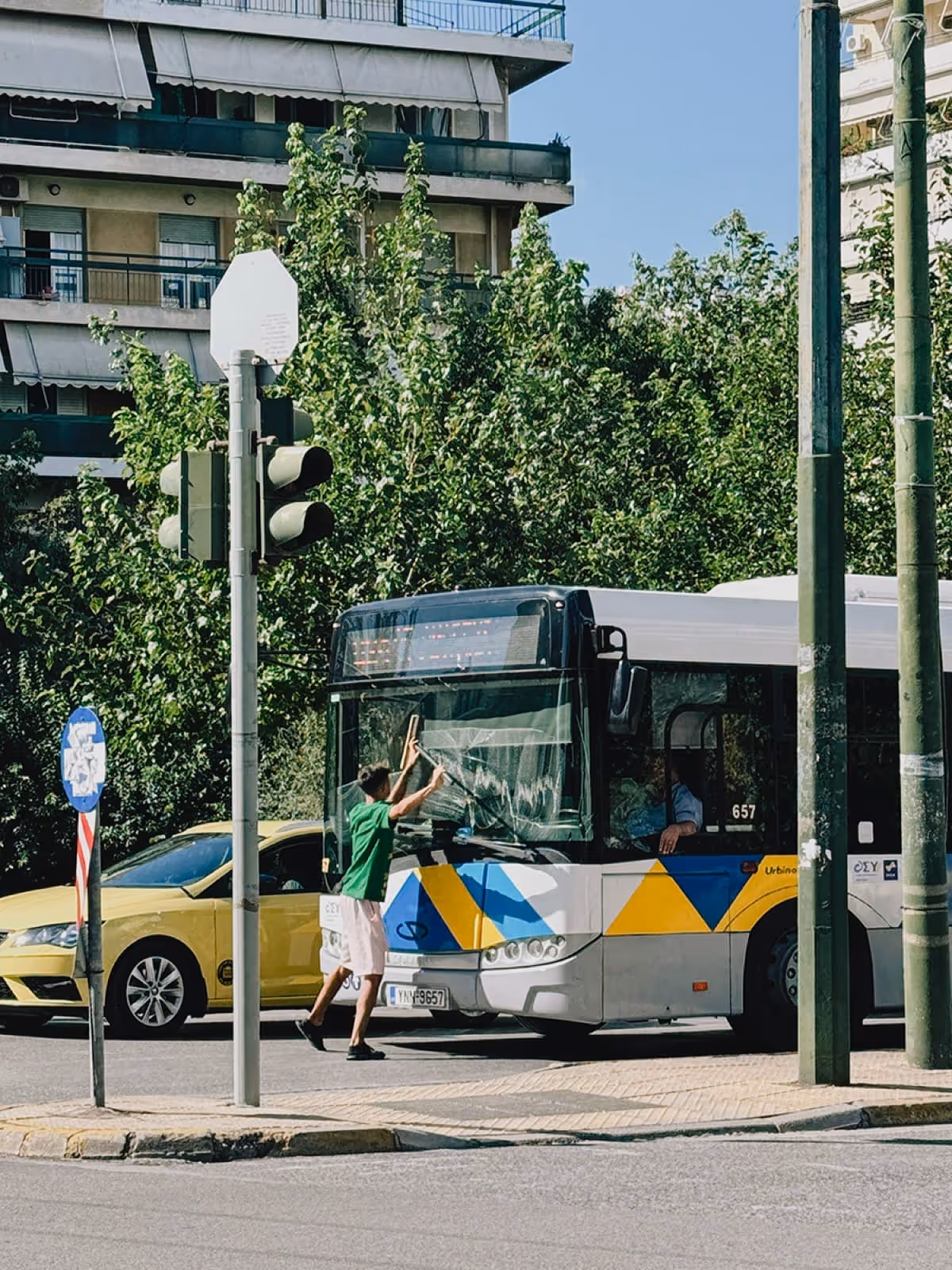 The X95 Athens Airport Express bus to Syntagma Square